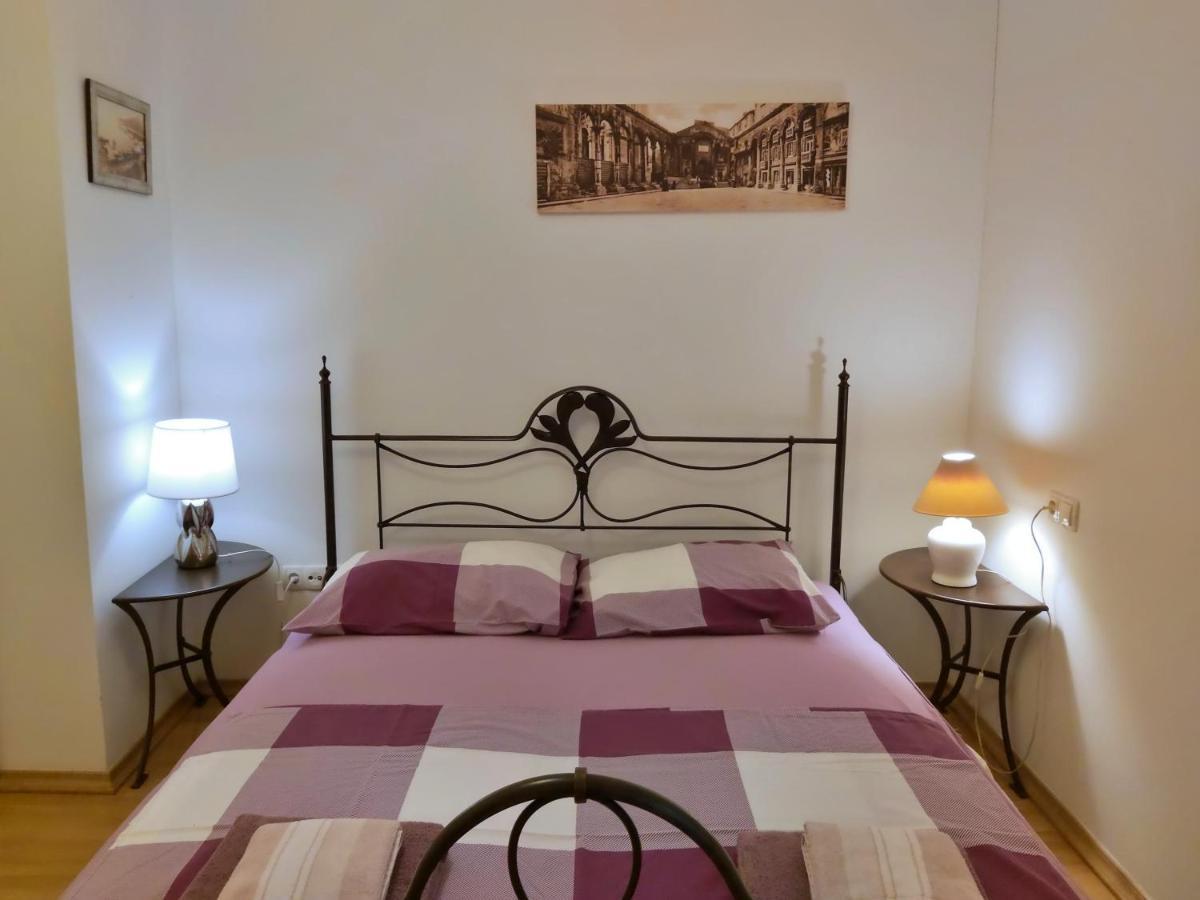 Apartment Lora Омиш Экстерьер фото